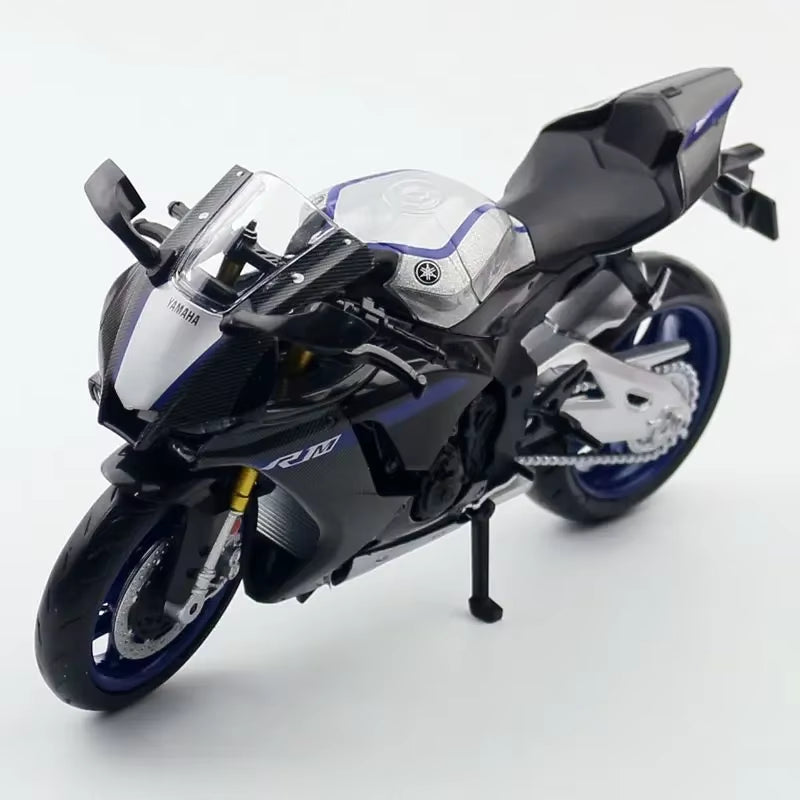 Yamaha YZF-R1M 1:12 Diecast Model
